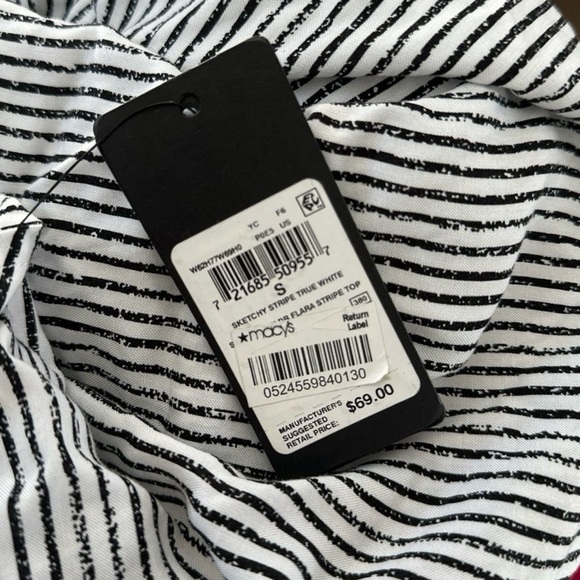 Guess Top - Picture 4 of 5